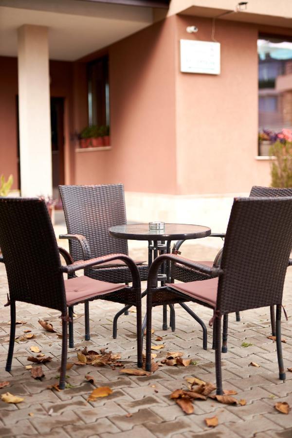 Flamingo Plovdiv Hotel Exterior photo
